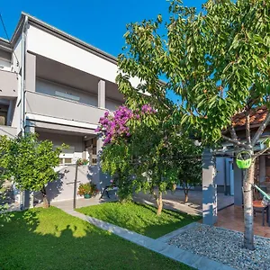 Luky Apartment